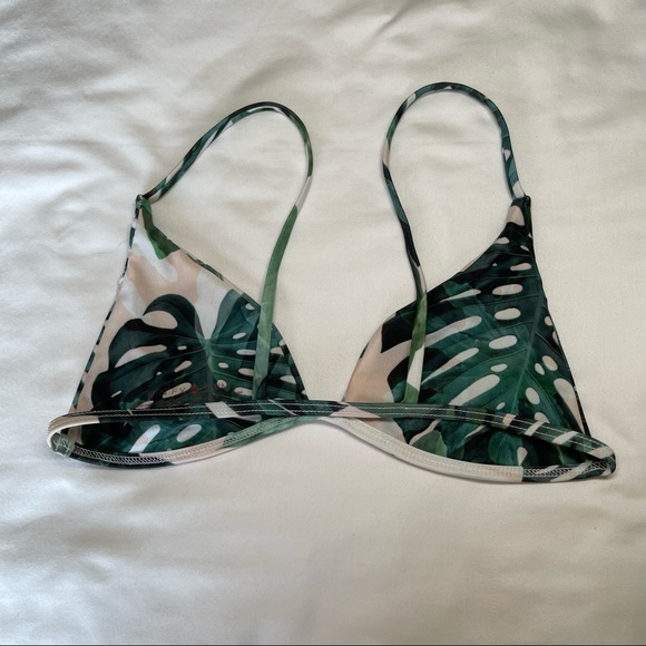 Monstera Swim Top - Picture 3 of 5